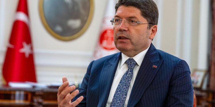 Bakan Tunç’tan, İmamoğlu hakkındaki “casusluk” soruşturmasına ilişkin açıklama