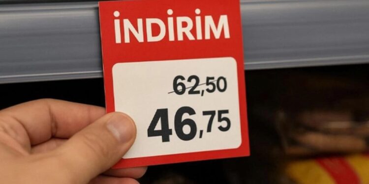 Bakanlıktan ‘etiket’ hamlesi: Sahte indirim kurnazlığına son!