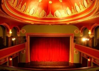 Bakanlıktan özel tiyatrolara 97 milyon 216 bin lira ödenek