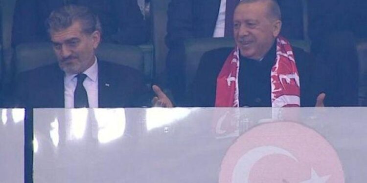 Başkan Erdoğan gole böyle sevindi! Gürcü liderin yüzü düştü