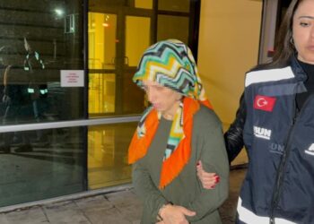 Bebeği evde doğurup çöpe atan kadın, tutuklandı