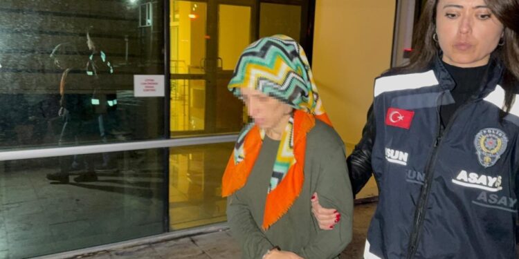 Bebeği evde doğurup çöpe atan kadın, tutuklandı