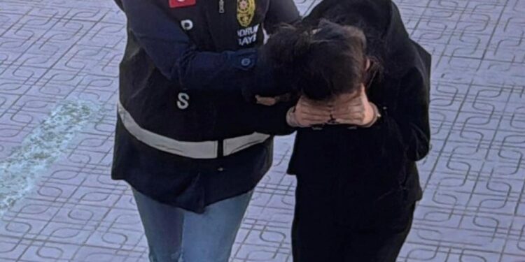 Bebeğini terasa bırakıp ölmesine neden anne tutuklandı