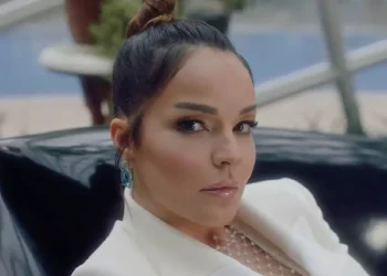 Bengü’nün Kalp Emojili Paylaşımı Olay Yarattı