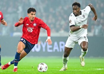 Berke Özer yine başardı! 7 gollü nefes kesen maçta tarihi geri dönüş VAR’a takıldı