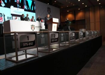 Beşiktaş yeni divan başkanını seçiyor! 5 aday görev bekliyor