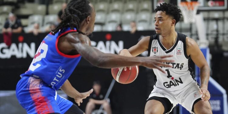 Beşiktaş’tan 100 sayılık galibiyet