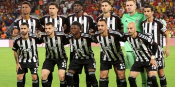 Beşiktaş’tan ayrılır ayrılmaz Fenerbahçe’ye imza atabilir