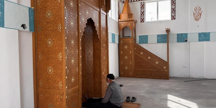 Çocuklarına kızıp miras bırakacağı araziyi satıp, parasıyla cami yaptırdı!