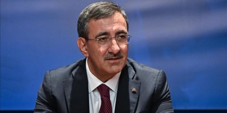 Cumhurbaşkanı Yardımcısı Yılmaz, ödemeler dengesi verilerini değerlendirdi