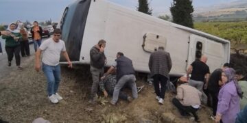 Denizli’de korkunç kaza: 1 vatandaş öldü, çok sayıda yaralı var