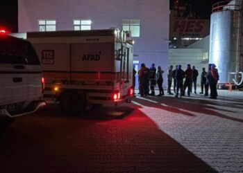 Deterjan fabrikasında kimyasal sızıntı alarmı