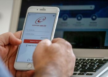 Dünyada yankı buldu! CİMER ödüle doymuyor!