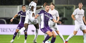 Dzeko kamera önünde teknik direktöründen şikayetçi oldu