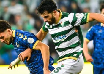 Efsane takımdan yeni hocasına 3-0’lık hediye