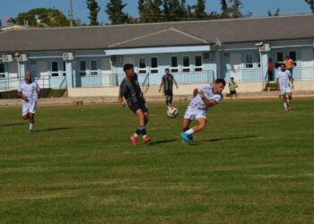 Ege derbisinde tam 5 gol var: Bir oyuncuya da kırmızı kart çıktı