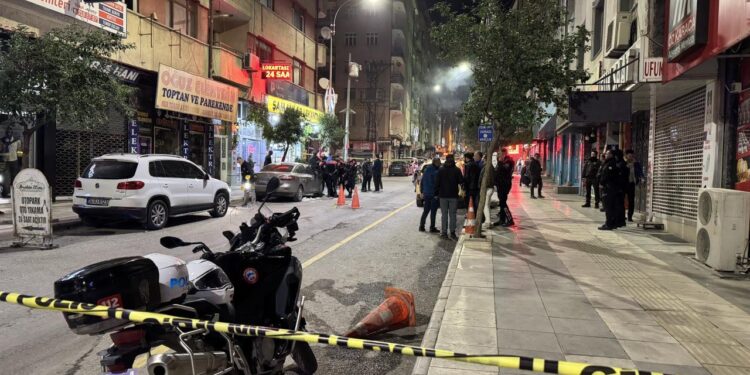 Elazığ’da silahlı kavga: 3 yaralı