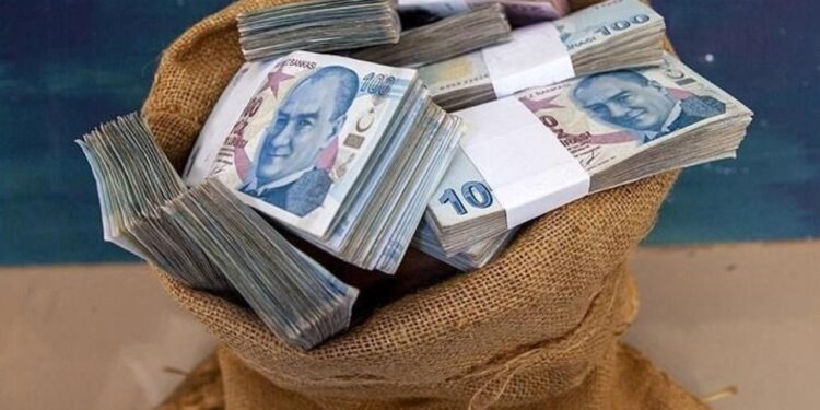 Emekliler dikkat! Bankalar yarışa girdi: Promosyonda yüzde 50’lik artış yaşandı!