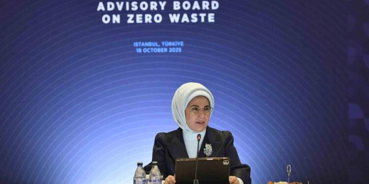 Emine Erdoğan: Ortak evimiz dünya için seslerimizi İstanbul’da birleştirdik