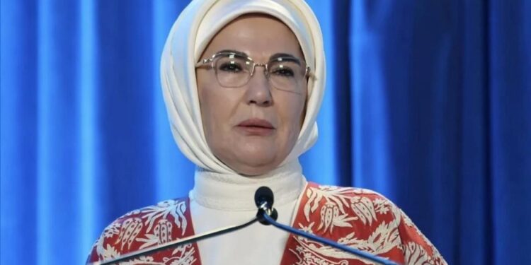 Emine Erdoğan’dan “Yeşil Vatan Seferberliği”ne destek çağrısı: