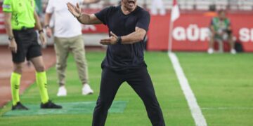 Emre Belözoğlu’nun ‘sistemine uymayan’ yıldız 2 dakikada 2 gol attı