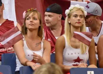 Kadınlar, Erkek Eksikliği Nedeniyle Saatlik Koca Tutuyor