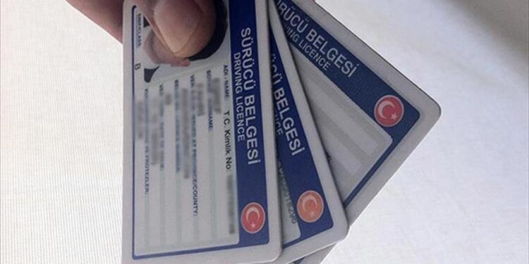 Eski ehliyeti olanlar dikkat! Sayılı gün kaldı