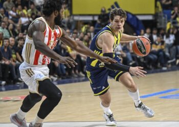 Fenerbahçe Beko 5 sayıyla yıkıldı