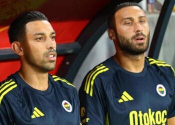 Fenerbahçe’de neşter vuruldu! İki Türk yıldız kadro dışı bırakıldı