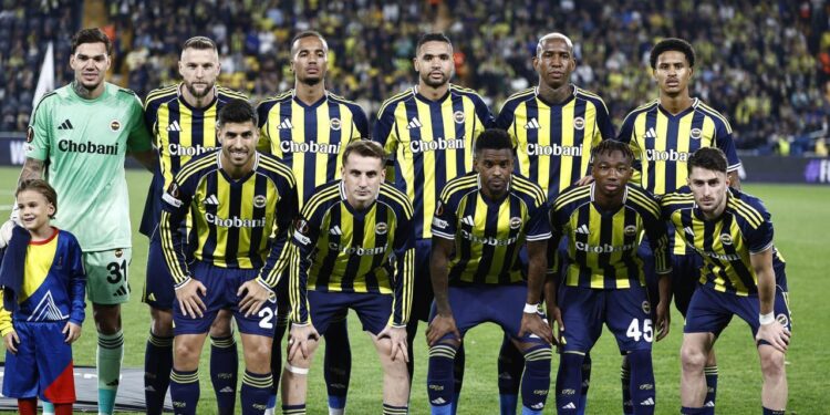 Fenerbahçe’de Stuttgart maçı öncesi 4 eksik! Tedesco ikilemde kaldı