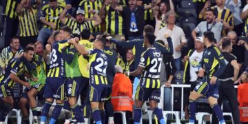 Fenerbahçeli futbolcu son 24 saatte kabusu yaşadı: Bir güldü bin ah işitti