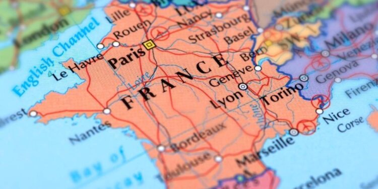 Fransa’da “zenginden zengin vergisi alınsın” teklifi