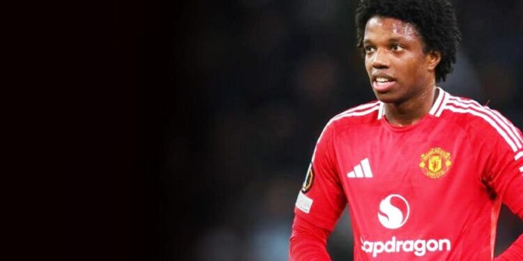 Galatasaray, Premier Lig’de kadro dışı kalan oyuncuya talip!