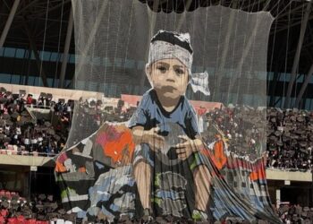 Galatasaray’da sahne taraftarın! Devler Ligi’ne damga vuracak Filistin kararı