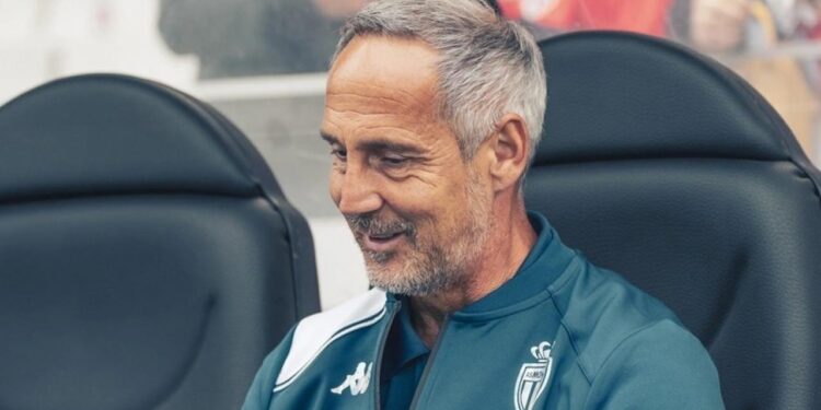 Galatasaray’ın rakibinde teknik direktör gönderildi