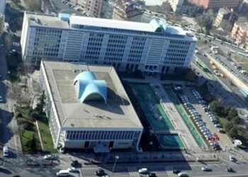 İBB “yolsuzluk” soruşturması: 200’den fazla kişi ifadeye çağrıldı