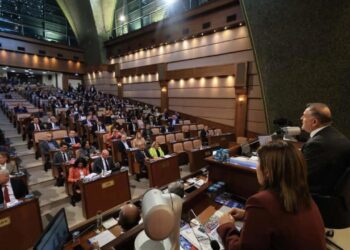 İBB’de kentsel dönüşüm rafa kaldırıldı: 2025 bütçesinin yarısından fazlası konsere ayrıldı