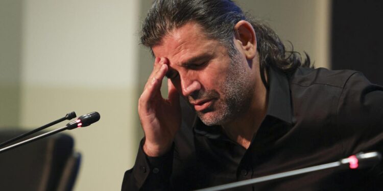 İbrahim Üzülmez’den ofsayt kararına sert tepki: ‘Bekle hocam’