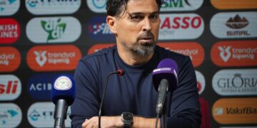 İlhan Palut: Golümüz Trabzonspor defansının ikramı gibiydi