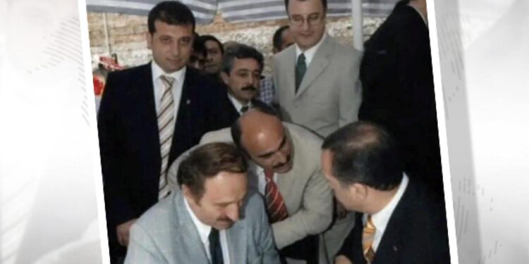 İmamoğlu’nun arşiv fotoğrafı gün yüzüne çıktı! Erdoğan’la görüşebilmek için sıraya girmiş