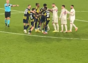 İsmail Yüksek ve Deniz Undav arasında gerginlik! İsmail’in cevabı gündem oldu