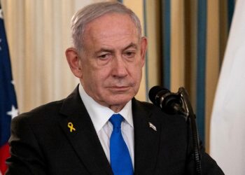 İsrail basını yerden yere vurdu: Netanyahu “hastayım” deyip davaya katılmadı!