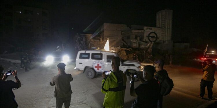 İsrail, Hamas’tan 2 İsrailli rehinenin daha cesedini teslim alacak