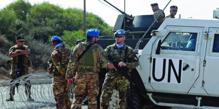 İsrail ordusu BM güçlerine saldırdı