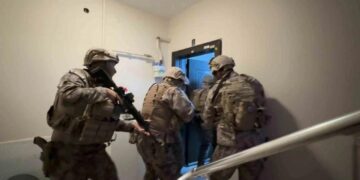 İstanbul’da suç örgütüne operasyon: 16 şüpheli gözaltına alındı