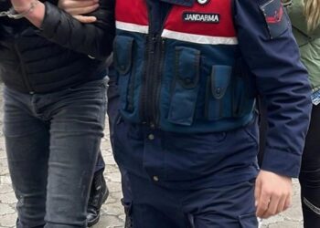 Jandarmadan 3 ilçede tefeci operasyonu: 3 tutuklama