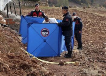 Kadastro ekibi geldi sınırı ölçecekti… İki komşu arasında kan aktı