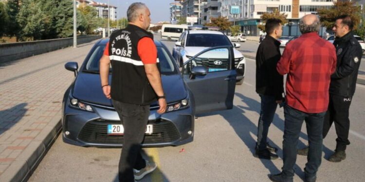 Kantin çalışanı okul müdürünü vurdu!