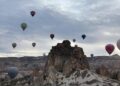 Kapadokya’da balonlara rüzgar engeli