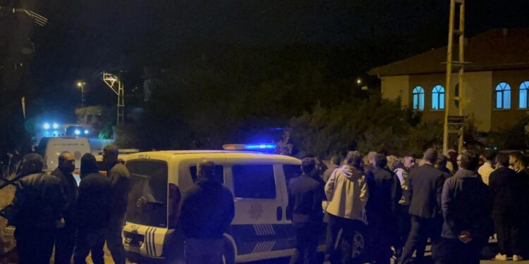 Karı-kocayı evlerinin önünde öldüren şüpheliyi at izi ele verdi